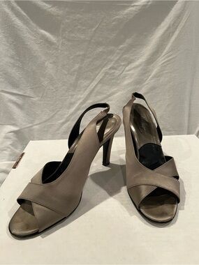 Joan Helpern Signature Taupe Crisscross Slingback Heels